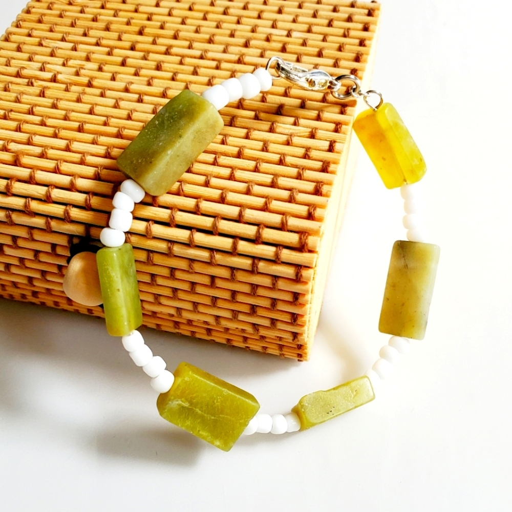 Chunky stone beaded bracelet